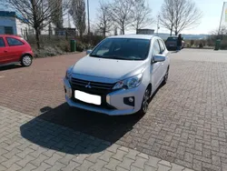 Weiß Gebraucht 2022 Mitsubishi Space Star Select+ Limousine | 13.500 € (Guter Preis)