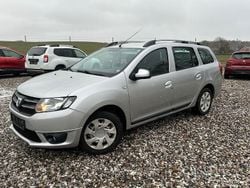 Grau Gebraucht 2015 Dacia Logan MCV Lauréate Kombi | 3.300 € (Fairer Preis)
