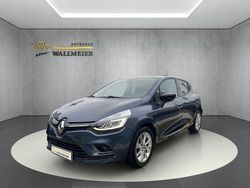 Grau Gebraucht 2016 Renault Clio IV LIMITED Deluxe Limousine | 9.990 € (Fairer Preis)