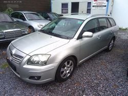 Grau Gebraucht 2006 Toyota Avensis Limousine | 1.599 € (Superpreis)