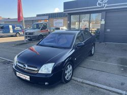 Saturnblau mi2 Gebraucht 2004 Opel Vectra Elegance Limousine | 3.498 €