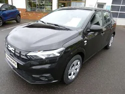 Schiefergrau Gebraucht 2024 Dacia Sandero Essentiel Kleinwagen | 15.900 € (Fairer Preis)