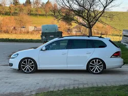Weiß Gebraucht 2011 VW Golf VI Kombi | 8.750 €