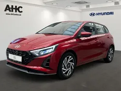 Rot dragon red Gebraucht 2025 Hyundai i20 Trend Limousine | 21.500 € (Etwas zu teuer)
