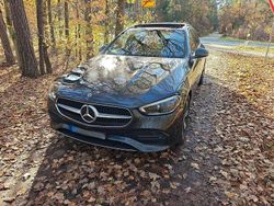 Grau Gebraucht 2024 Mercedes C200 Avantgarde Kombi | 39.900 € (Teuer)