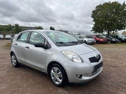 Silber Gebraucht 2008 Toyota Yaris Sol Kombi | 2.999 € (Guter Preis)