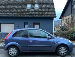 Violet Gebraucht 2006 Ford Fiesta Fun X Limousine | 890 € (Guter Preis)