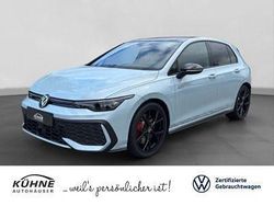 Crystal ice blue metallic Gebraucht 2025 VW Golf VIII Style Limousine | 50.890 €