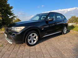 Schwarz Gebraucht 2011 BMW X1 SUV | 6.950 € (Guter Preis)