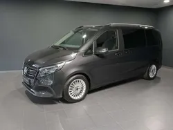 Grau graphitgrau metallic Gebraucht 2024 Mercedes V250 Style Van / Kleinbus | 63.900 € (Teuer)