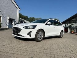 Frost weiss Gebraucht 2020 Ford Focus Trend Kombi | 13.990 € (Guter Preis)