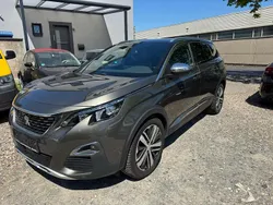 Lackierung smart grey/metallic (metallic) Gebraucht 2017 Peugeot 5008 GT Van / Kleinbus | 18.999 € (Etwas zu teuer)