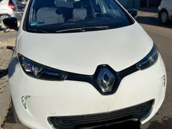 Weiß Gebraucht 2014 Renault Zoe Intens Kleinwagen | 5.550 € (Guter Preis)