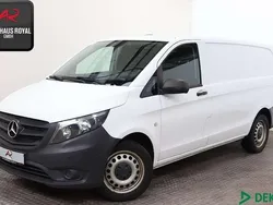 Arktikweiss Gebraucht 2019 Mercedes Vito Van / Kleinbus | 22.800 € (Guter Preis)