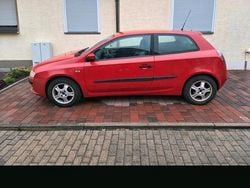 Rot Gebraucht 2002 Fiat Stilo Kleinwagen | 650 € (Guter Preis)