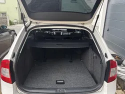 Weiß Gebraucht 2012 Skoda Octavia Kombi | 8.400 € (Guter Preis)