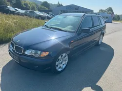 Blau Gebraucht 2003 BMW 320 Kombi | 1.450 €