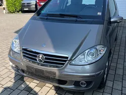 Grau Gebraucht 2005 Mercedes A170 Avantgarde Kleinwagen | 4.900 € (Etwas zu teuer)