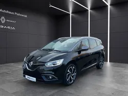 Black pearlschwarz Gebraucht 2018 Renault Scénic IV Bose Edition Van / Kleinbus | 17.985 € (Fairer Preis)