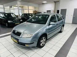 Grau Gebraucht 2002 Skoda Fabia Elegance Kombi | 2.599 € (Fairer Preis)