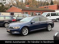 Blau Gebraucht 2016 VW Passat R-line Limousine | 15.999 € (Fairer Preis)