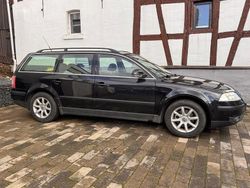 Schwarz Gebraucht 2004 VW Passat Trendline Kombi | 3.650 € (Teuer)
