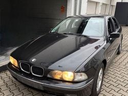 Schwarz Gebraucht 1997 BMW 523 Limousine | 2.499 € (Guter Preis)