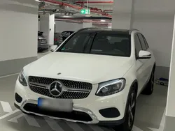 Weiß Gebraucht 2018 Mercedes GLC250 AMG SUV | 31.000 € (Fairer Preis)