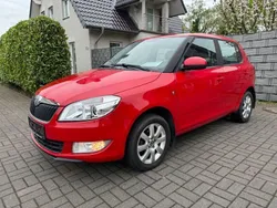 Rot Gebraucht 2011 Skoda Fabia Limousine | 3.900 € (Fairer Preis)