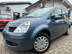 Grau Gebraucht 2007 Renault Modus Dynamique Van / Kleinbus | 2.449 € (Fairer Preis)