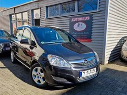 Karbonschw graphitschw midnigh Gebraucht 2012 Opel Zafira Van / Kleinbus | 7.200 € (Etwas zu teuer)