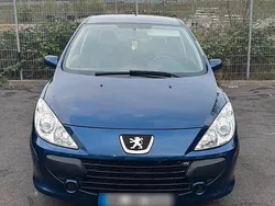 Blau Gebraucht 2005 Peugeot 307 Kleinwagen | 800 €
