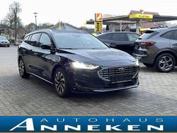Schwarz Gebraucht 2025 Ford Focus Titanium Limousine | 20.850 € (Superpreis)