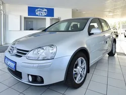 Silber Gebraucht 2006 VW Golf V Goal Limousine | 6.480 €
