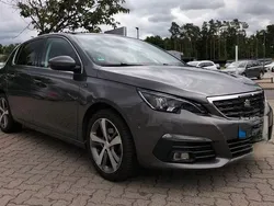 Grau Gebraucht 2019 Peugeot 308 Limousine | 13.980 € (Fairer Preis)