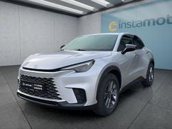 Silber Neu 2025 Lexus LBX SUV | 31.749 € (Fairer Preis)