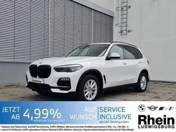 Weiß Gebraucht 2021 BMW X5 Sport Line SUV | 44.490 €