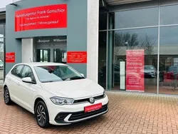 Grau Gebraucht 2023 VW Polo Life Limousine | 18.890 € (Fairer Preis)