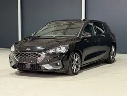 Schwarz Gebraucht 2020 Ford Focus ST Limousine | 17.900 € (Fairer Preis)
