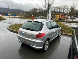 Grau Gebraucht 2005 Peugeot 206 Kleinwagen | 500 € (Guter Preis)