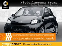 Schwarz Gebraucht 2022 Smart ForFour Electric Drive Limousine | 9.190 € (Fairer Preis)