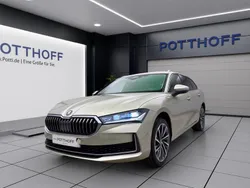 Gelb Neu 2025 Skoda Superb LAURIN & KLEMENT Kombi | 53.940 € (Fairer Preis)