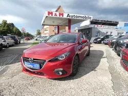 Rot Gebraucht 2016 Mazda 3 Nakama Limousine | 12.390 € (Fairer Preis)