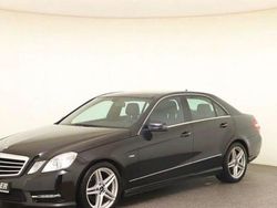 Schwarz Gebraucht 2011 Mercedes E200 Avantgarde Limousine | 11.000 € (Fairer Preis)