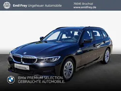 Schwarz Gebraucht 2021 BMW 320 Advantage Kombi | 27.770 € (Fairer Preis)