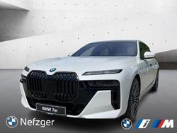 Weiß Gebraucht 2025 BMW 750e M Sport Limousine | 123.321 €