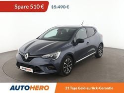 Grau Gebraucht 2021 Renault Clio V Zen Limousine | 14.980 € (Fairer Preis)
