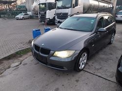 Grau Gebraucht 2006 BMW 320 Kombi | 3.150 € (Etwas zu teuer)