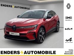 Dezirrot, dach black pearlsc Gebraucht 2022 Renault Megane E-Tech Techno Limousine | 31.980 €