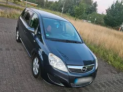 Gebraucht 2009 Opel Zafira Van / Kleinbus | 5.500 € (Teuer)